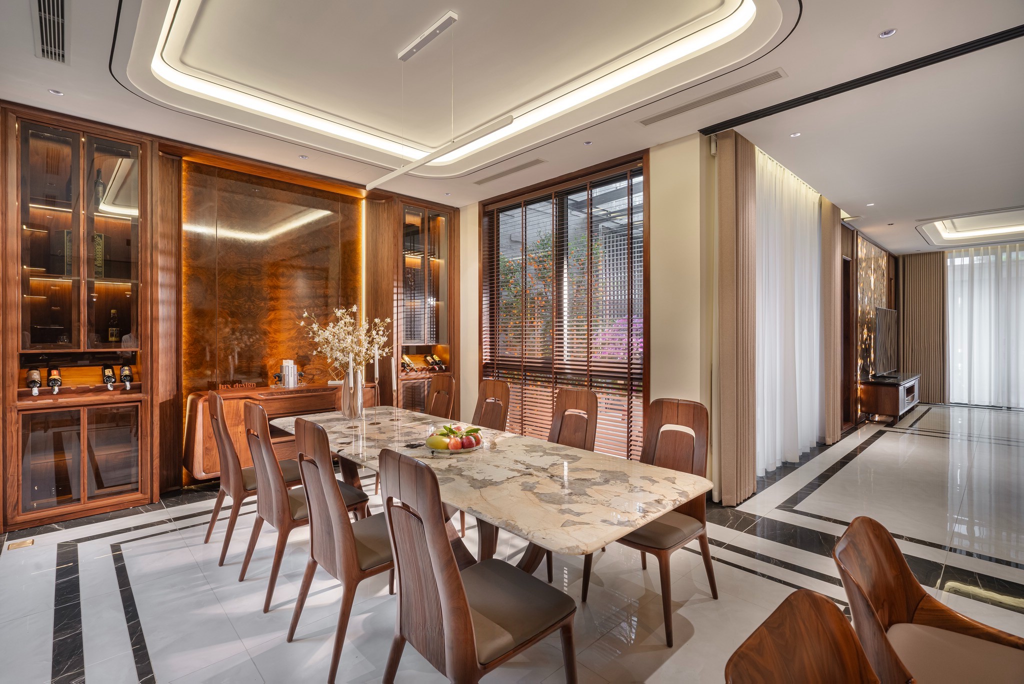 Bộ bàn ăn mặt đá gỗ óc chó