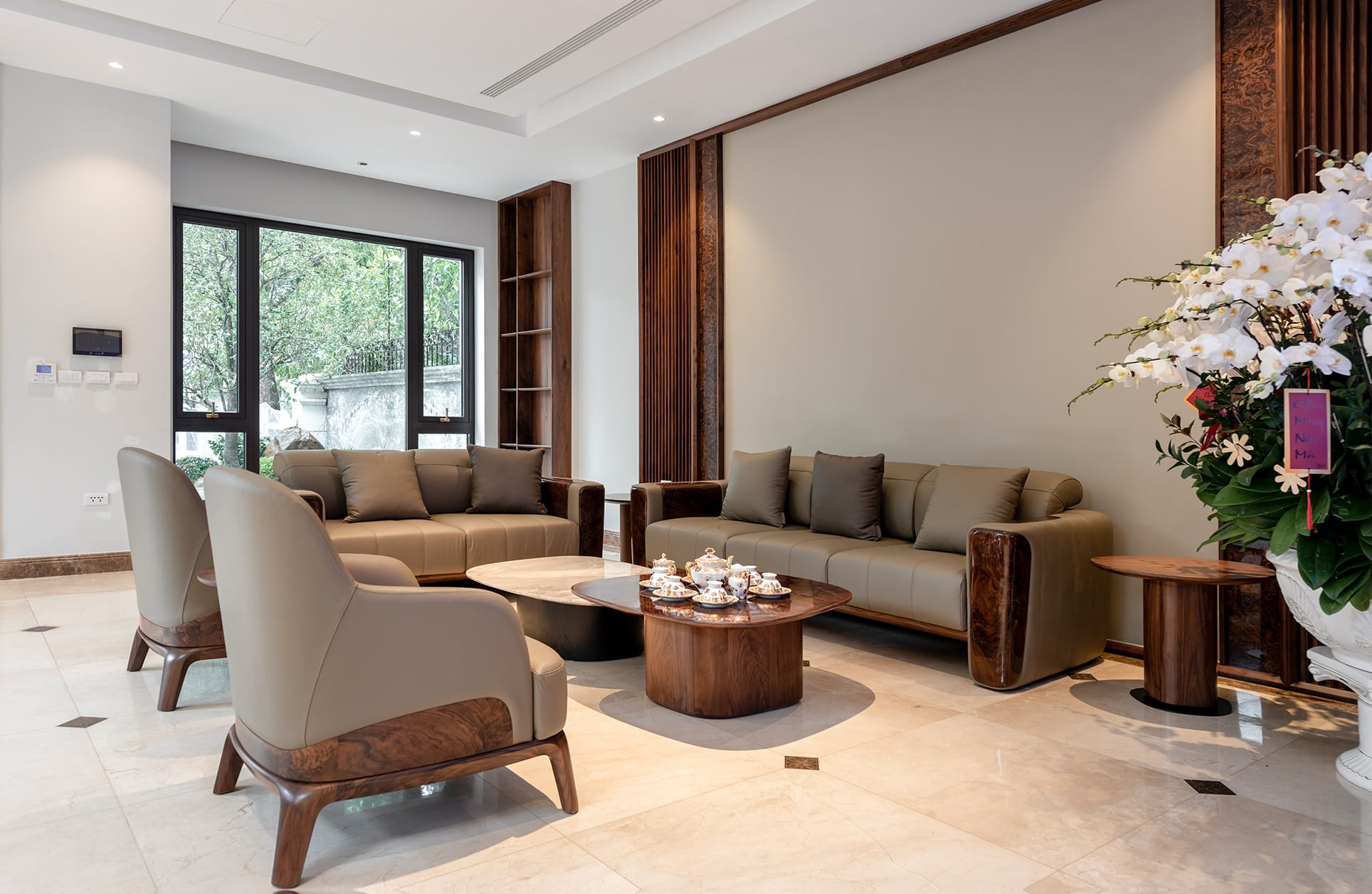 Sofa Gỗ Óc Chó Hiện Đại